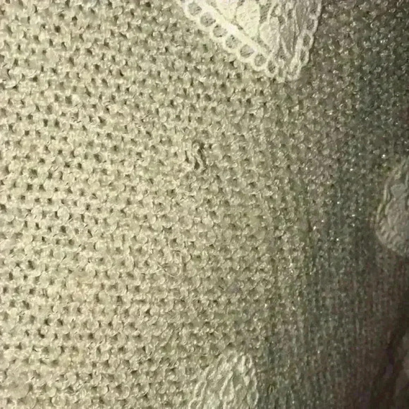 Lauren Conrad Heart Design Sweater Size XS - Picture 5 of 6